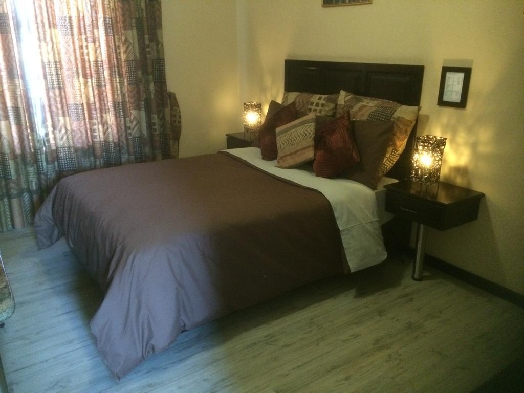 Auberge Guest Lodge Mbombela Quarto foto